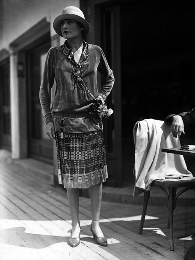 Мода 20х. Англия 1920е мода. 1920е женская мода в Париже. Модницы 20-х годов 20 века. Мода 20х годов 20 века.