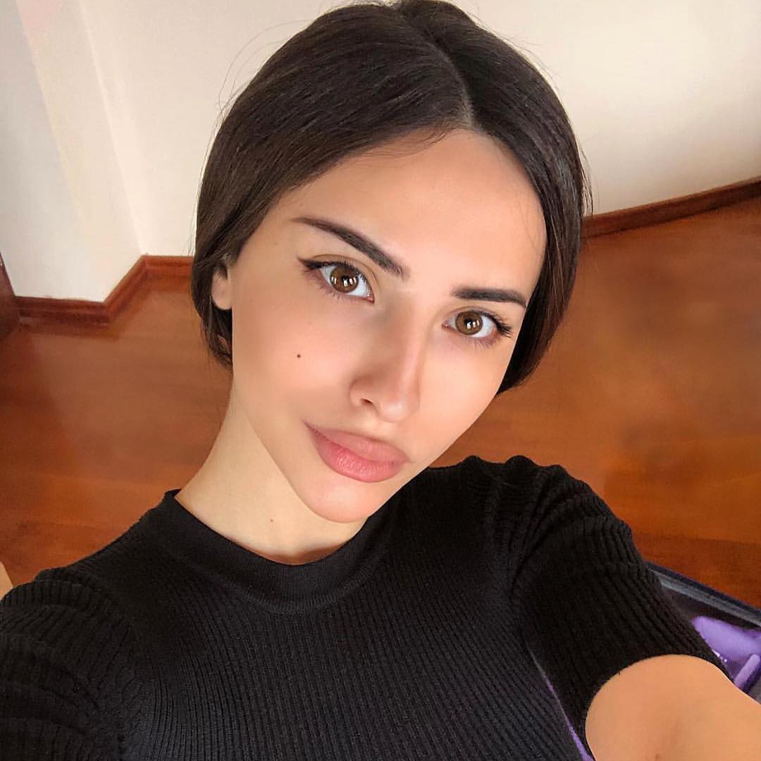 Эмилия азербайджанка
