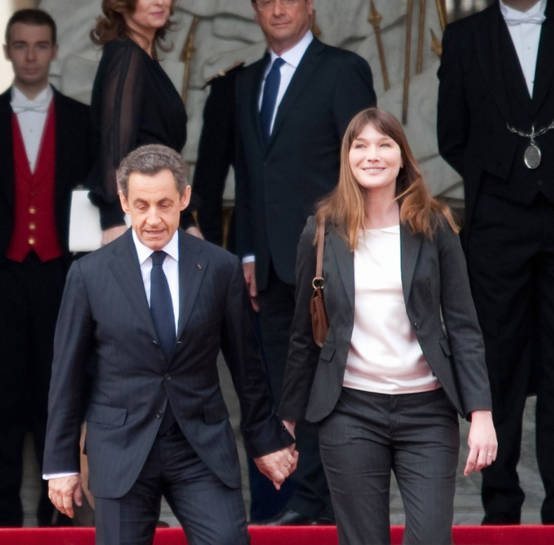 Карлы бруни саркози. Николя Саркози с женой. Жена Саркози.