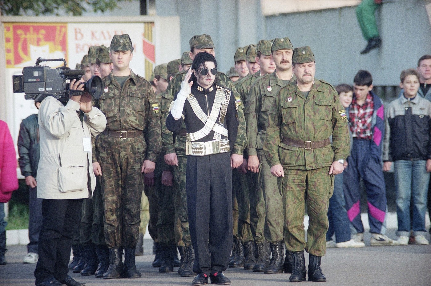 Майкл Джексон в Таманской дивизии 1993