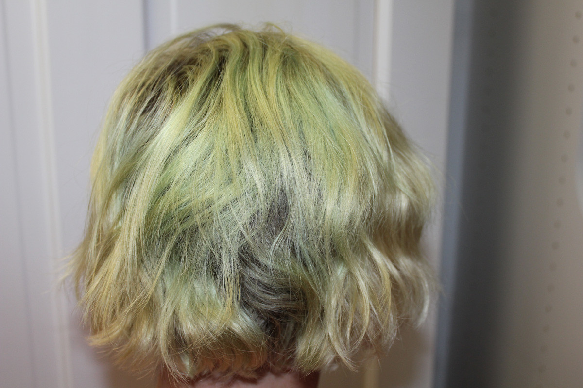 Зеленые волосы неудачное окрашивание
